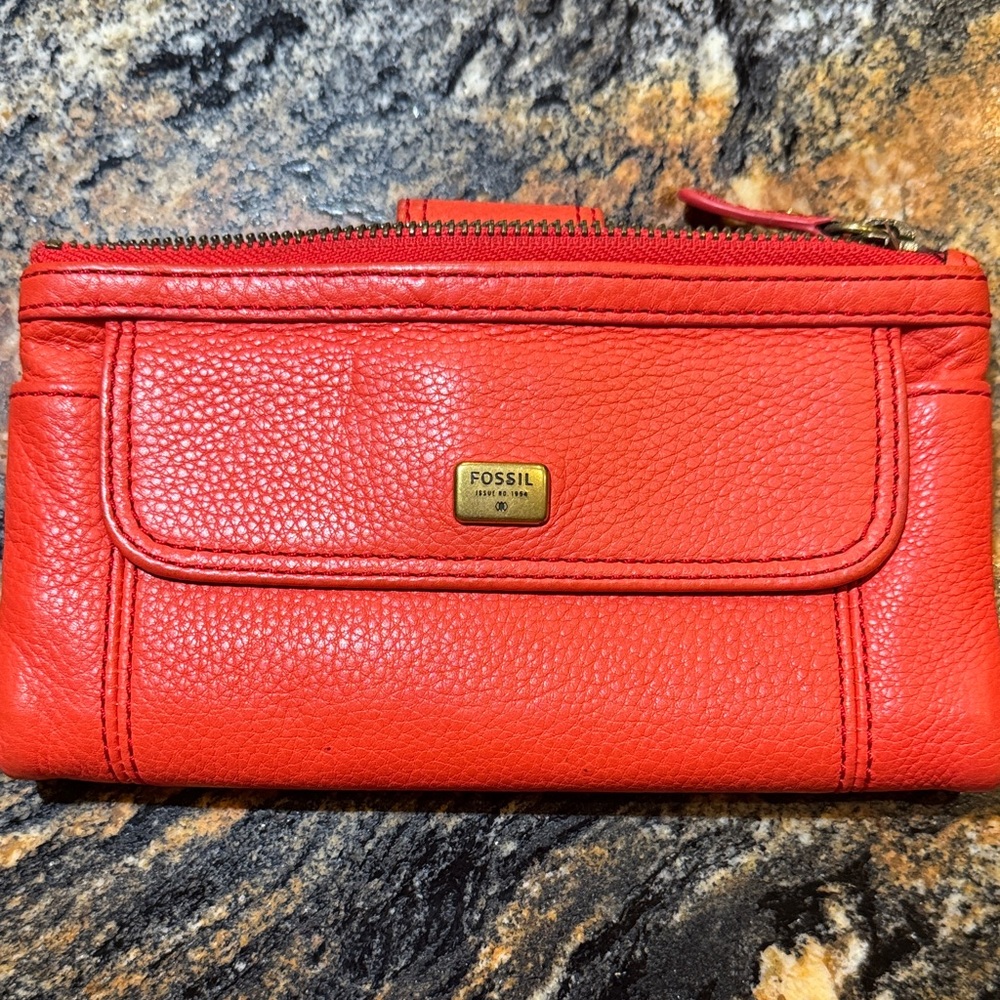 Fossil orange Pebbled Leather Zip Wallet with Front Pocket